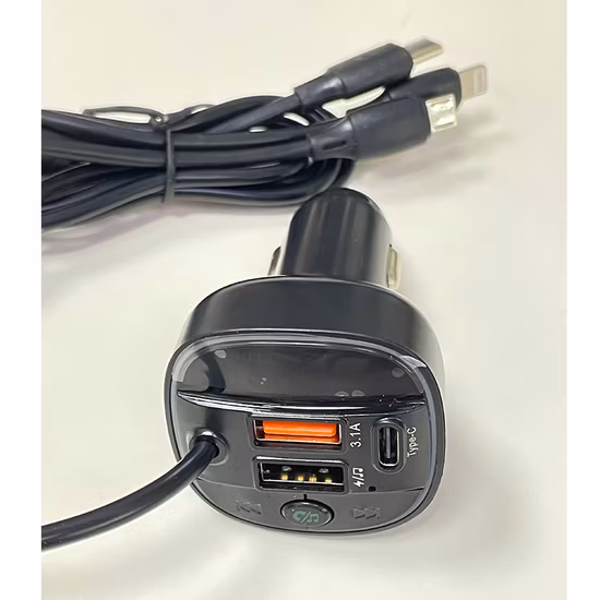 Kit de manos libres Bluetooth para coche Cargador de coche Transmisor FM Reproductor de MP3